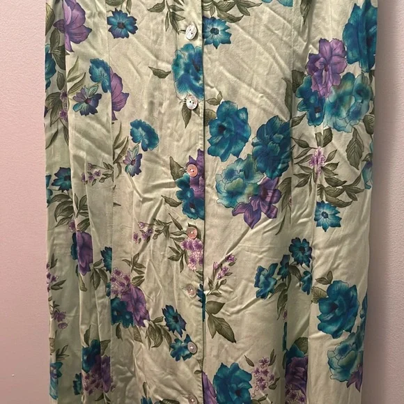 BFA classics floral maxi dress with buttons down front - Picture 2 of 5
